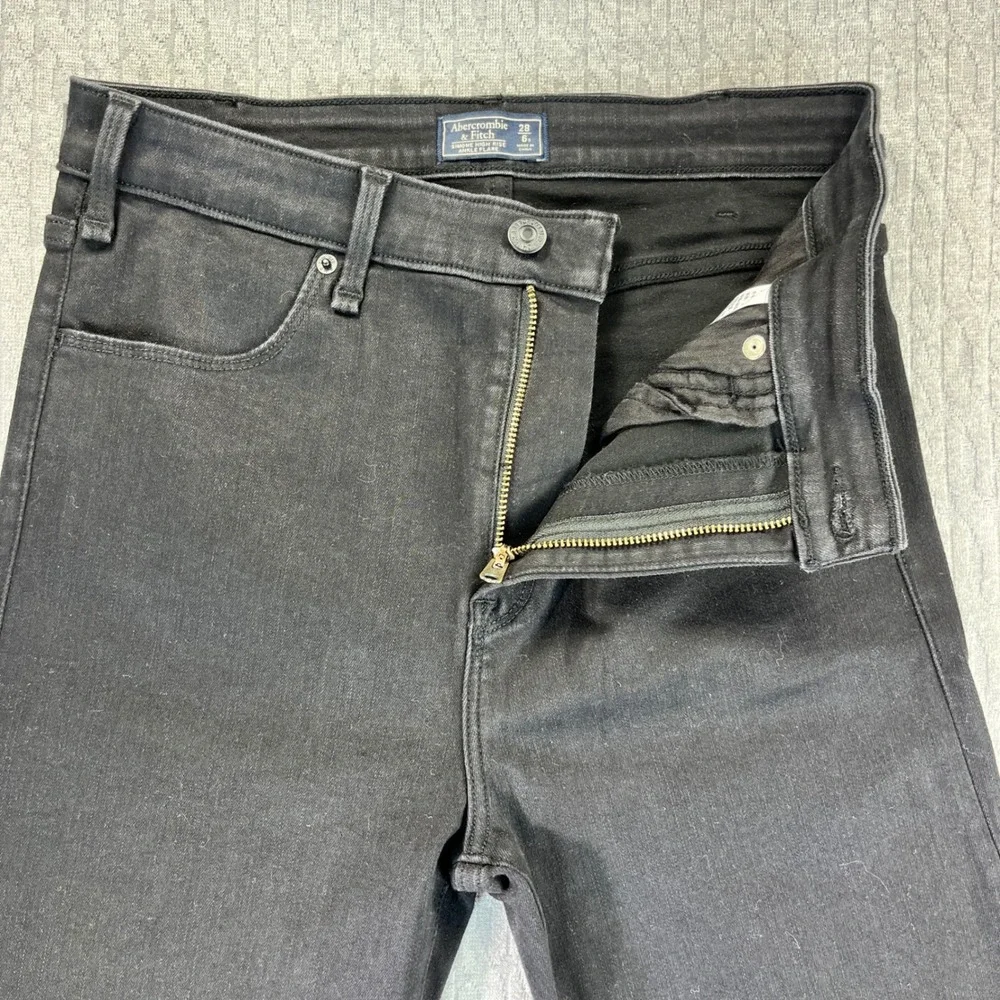 Abercrombie/Fitch High Rise Ankle Flare Women‎ 6/28X25 new without tags Raw Hem